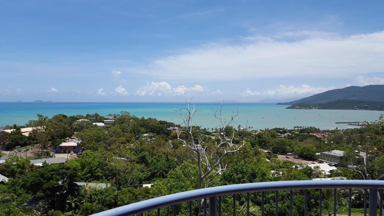 Sea Star Apartments Airlie Beach Exterior foto