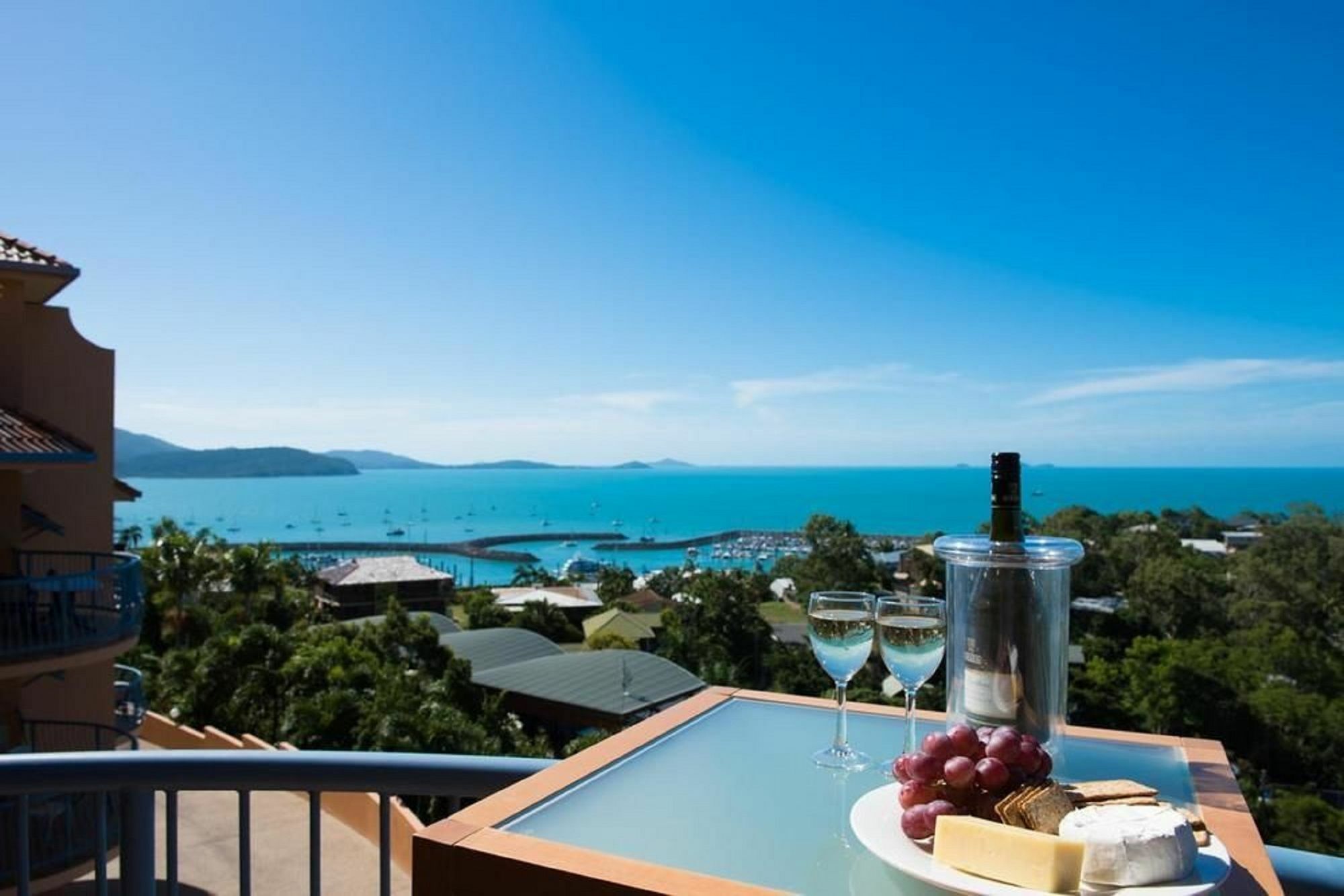 Sea Star Apartments Airlie Beach Exterior foto